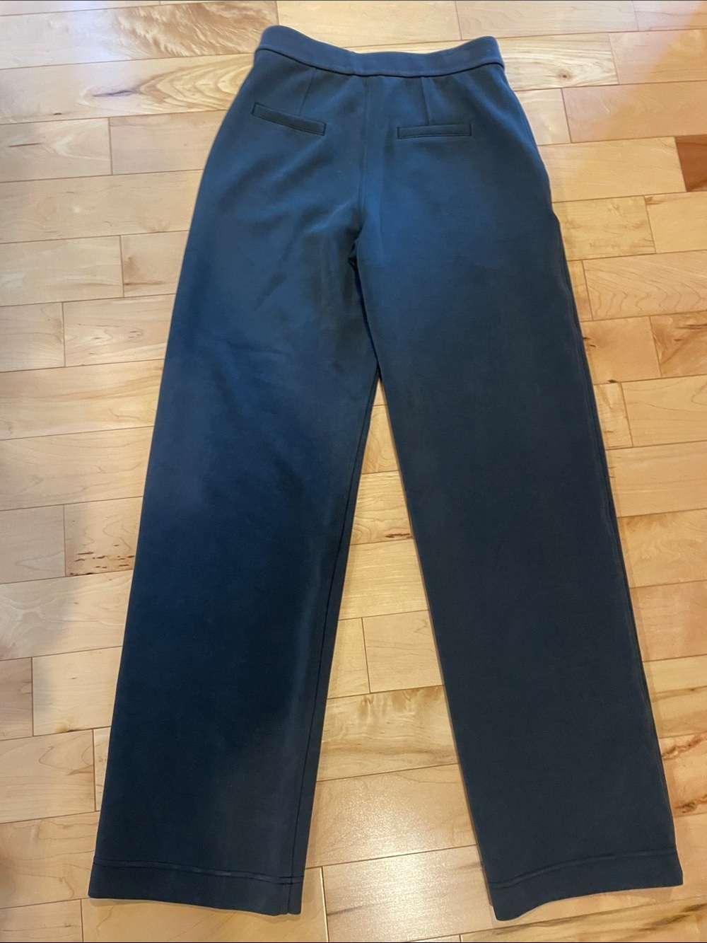 ⭐️Sale 4/$40 Lululemon Mid rise pin-tuck pant, XS - Picture 7 of 10